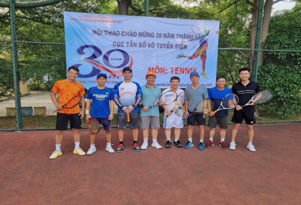 Trung tâm Tần số VTĐ khu vực II tổ chức giải tennis