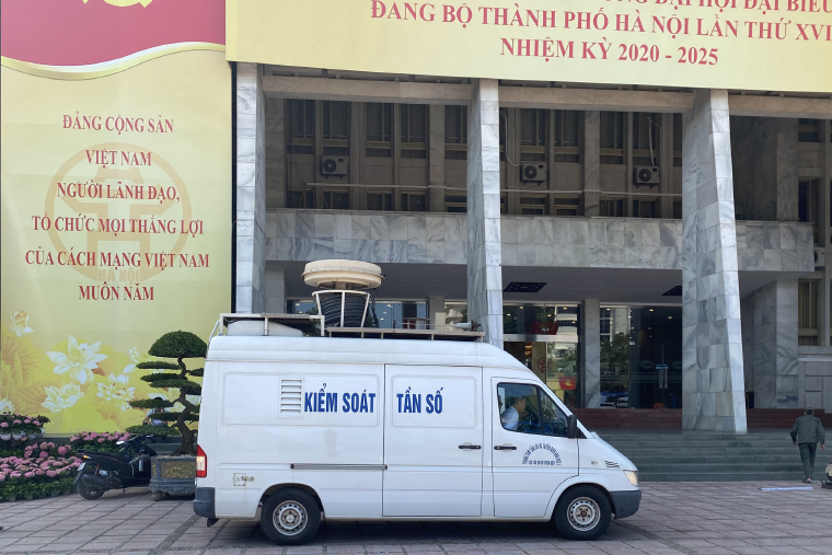 Trung tâm I phối hợp với Ban Tổ chức rà soát trong và ngoài khu vực điễn ra Đại hội đại biểu Đảng bộ Thành phố Hà Nội. 